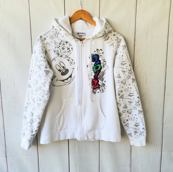 Vintage Disney white jacket 2012 - Picture 11 of 11